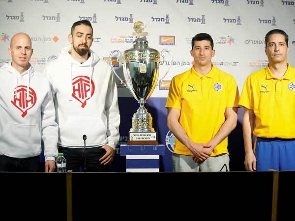 "אין פייבוריטית" (אלן שיבר)