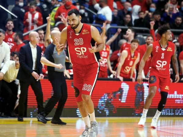 בפעם השלישית. מדהים (אלן שיבר)