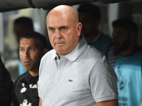 לם. החמיא ליריבה (ברני ארדוב)