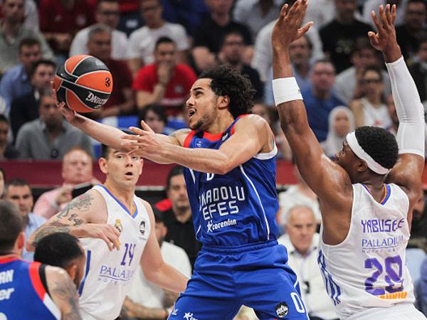 שיין לארקין, ערב הגנתי (Getty)