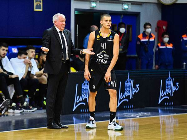 מדר ואוברדוביץ'. בדרך לקאמבק? (Getty)