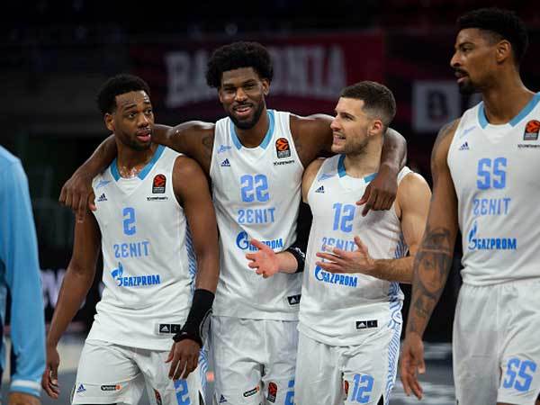 "עבור הקבוצה" (GETTY)