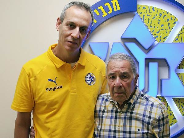 קיץ פורה. קטש (מכבי ת"א)