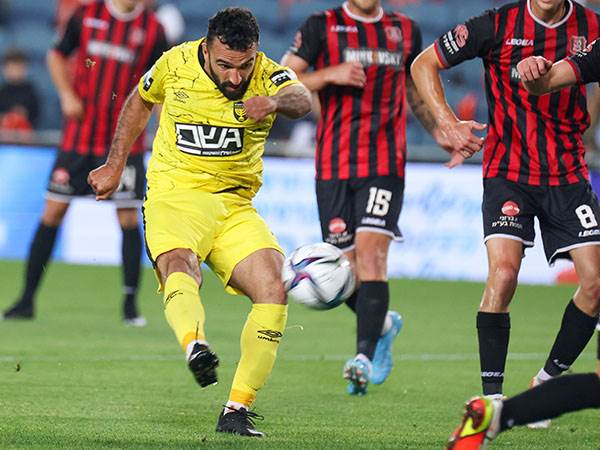 מיכאל אוחנה (דני מרון)