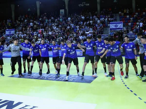 מאזן מושלם (הדר ואן קולא, איגו הכדוריד)