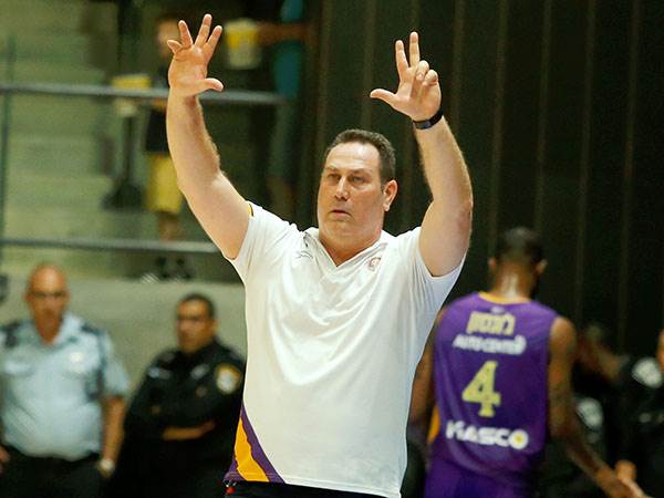 גודס. האלופה נראתה רע (אלן שיבר)