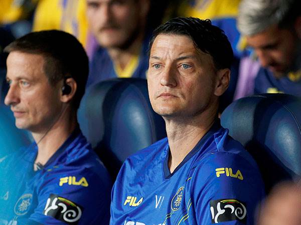 עלה במערך נסוג ואגרסיבי, זה לא הלך. איביץ' (אלן שיבר)