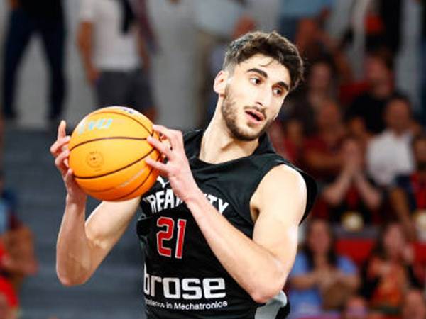 (GETTY, DeFodi Images)