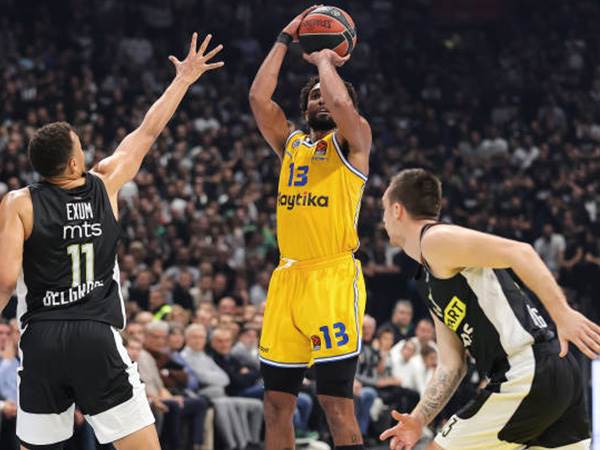 הצהובים יכולים להתנחם בזה שהוא נכנס לעניינים. היליארד (GETTY)