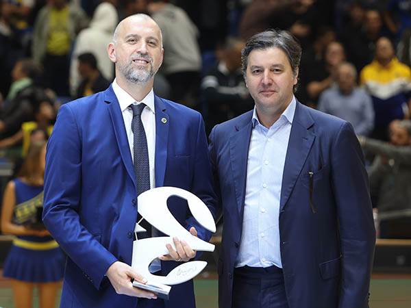 מנכ"ל היורוליג בודירוגה וניקולה וויצ'יץ' (דני מרון)