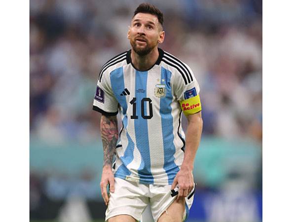 "חש אי נוחות בירך" (Getty)