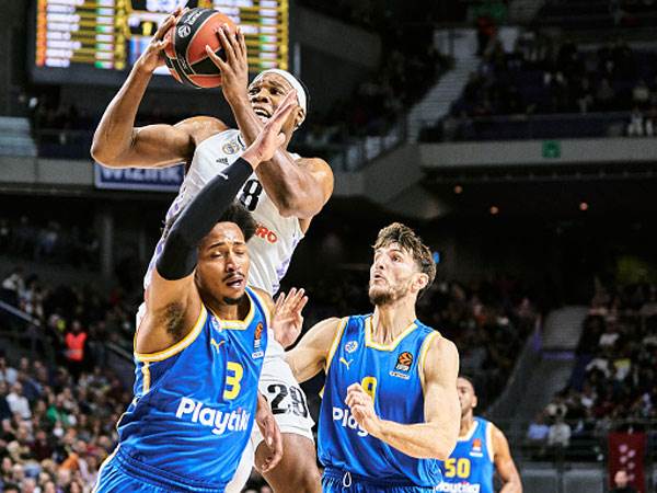 רדפו מהשנייה הראשונה (Sonia Canada/Getty Images)