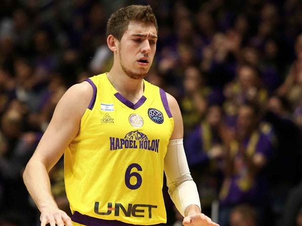 בדרך לבירה? (אלן שיבר)