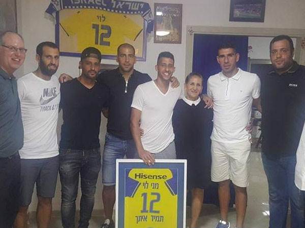 מוקד עלייה לרגל עבור שחקני מכבי ת"א לאורך השנים (באדיבות אורי משיח)