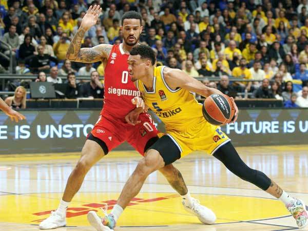 ווייד בולדווין. ידע גם לקחת על עצמו (אלן שיבר)