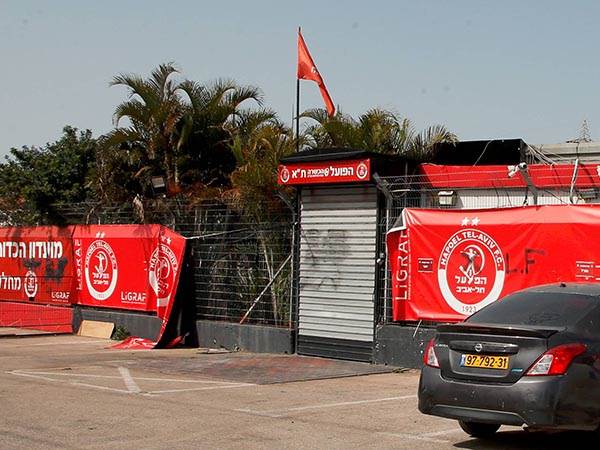 ניסיונות נואשים להשמשת המתחם (צילום: אלן שיבר)