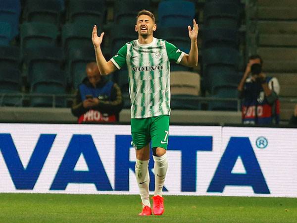 הפנדליסט החזק בליגה. אצילי (צילום: אלן שיבר)