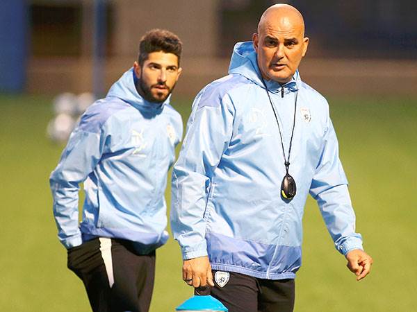 חזיזה תורגל. חזן (אלן שיבר)