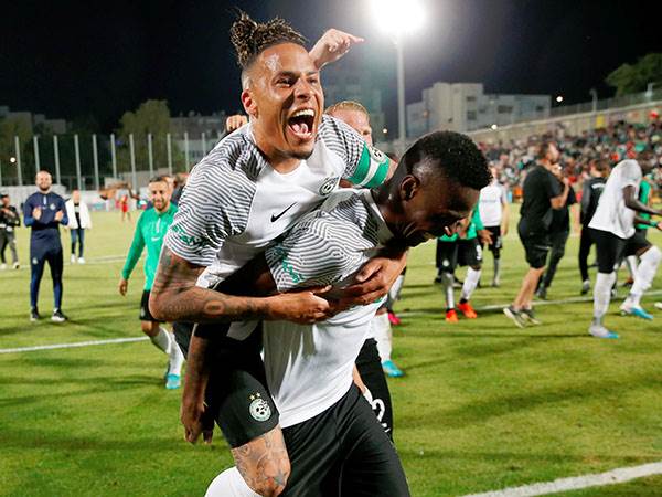 מכבי חיפה חוגגת בי"א (צילום: אלן שיבר)