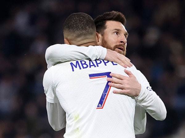 ייפרדו בסיום העונה? מסי ואמבפה (Getty)