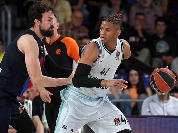 אוהב את הפוסט (GETTY)