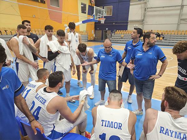 בית הלחמי ושחקניו בפסק הזמן (איגוד הכדורסל)