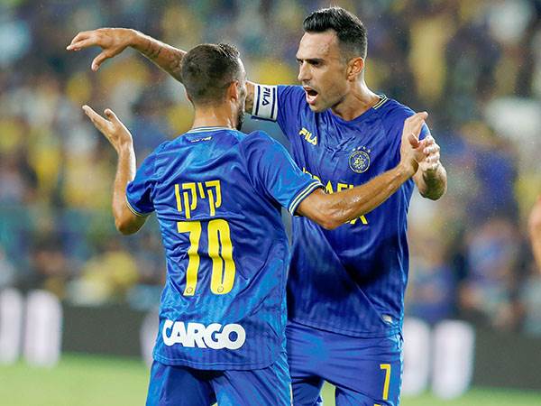 וסידר לערן זהבי את השלישי (צילום: אלן שיבר)