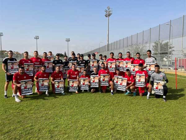 שחקני ב"ש והפוסטרים (הפועל ב"ש)