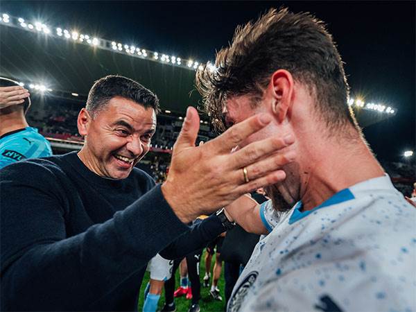 גוטיירס ומיצ'ל. המאמן דחף למעבר (ג'ירונה, רשמי)