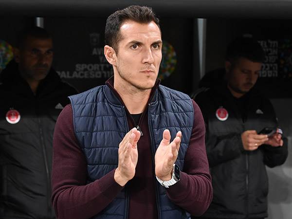 למה. מעמדו יציב (ברני ארדוב)