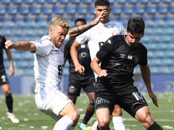 צמוד (דני מרון)