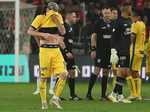 אכזבה מהשיפוט ומהיכולת (ברני ארדוב)