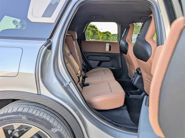 שני מבוגרים יהנו ממרווח טוב