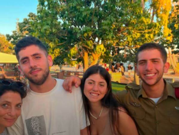 “קשר שאי אפשר להסביר. כל החיים שלנו בילינו ביחד, החברים הכי טובים“