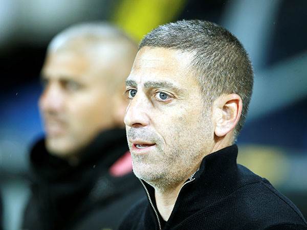 “בלתי שבירים“ (אלן שיבר)