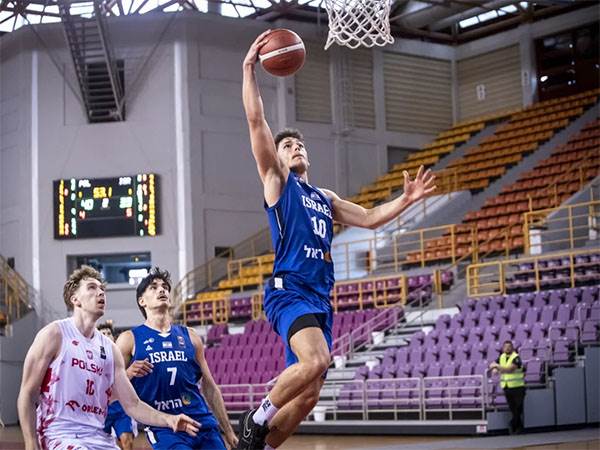 עוד משחק גדול. מאייר (FIBA)