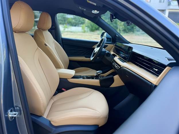 היינו רוצים תמיכה קצת יותר טובה במושבים הקדמיים וגם שדה הראייה לא מצטיין