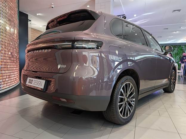 ליפמוטור B10 - פנאי קומפקטי וחשמלי עם טווח של 434 ק“מ