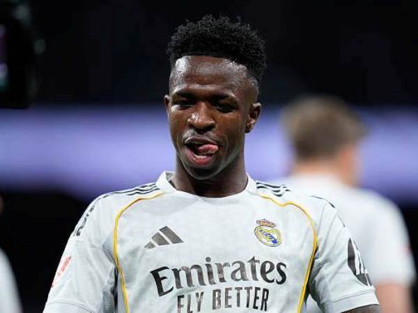 מעל ניימאר. ויניסיוס (GETTY)