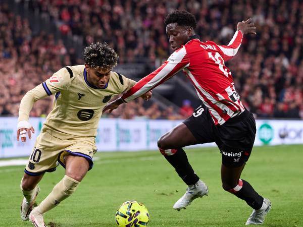 אבל כמה כיף זה שיש לך סופרסטאר כמו לאמין ימאל (GETTY)