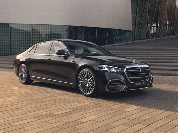 במראה הקלאסי והמעודכן