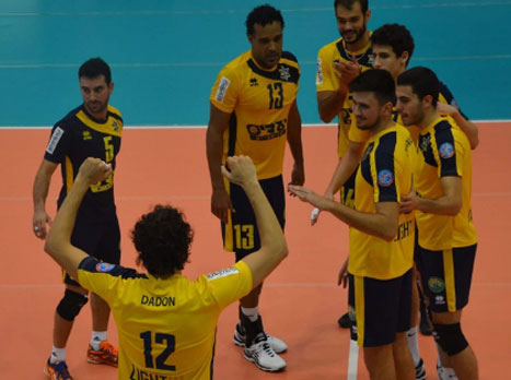 ניצחון קליל בקוסובו. מכבי חוגגת (איגוד הכדורעף)