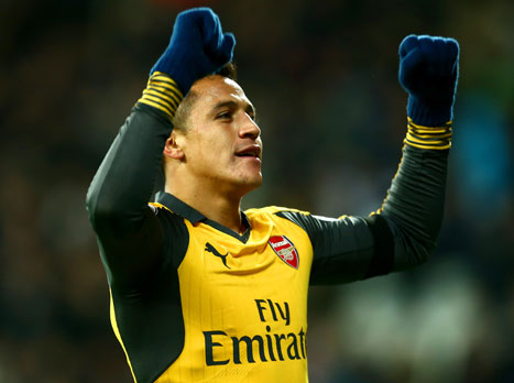 מקבלים הגרלות קשות, ארסנל וסאנצ'ס (GETTY)