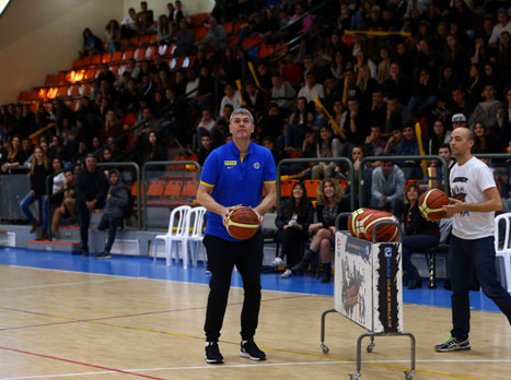 בגאצקיס צולף (אודי ציטיאט, מנהלת הליגה)