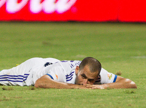 ורמוט במדי מכבי. יצחקי: "כנראה שהוא לא היה מוכן להתמודד עם מלחמה על ההרכב" (עודד קרני)