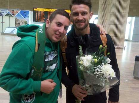 זכה למחמאות. אניס אלושי