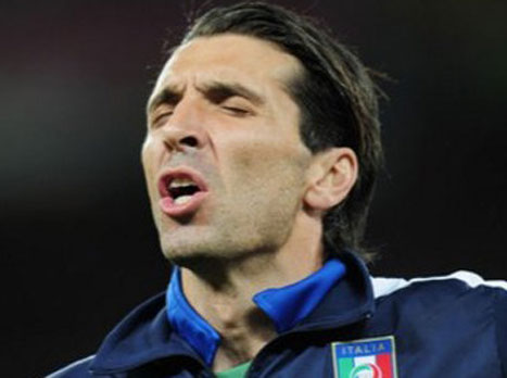 בדיוק כמו כל אחד מהאוהדים. בופון (getty)