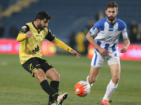 עזרא. שחקנים התקשרו לשאול על המאמן המיועד