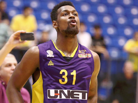 ערב בלתי נשכח לג'יימס בל (אלן שיבר)