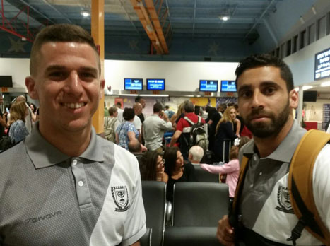 שחקני בית"ר בשדה התעופה